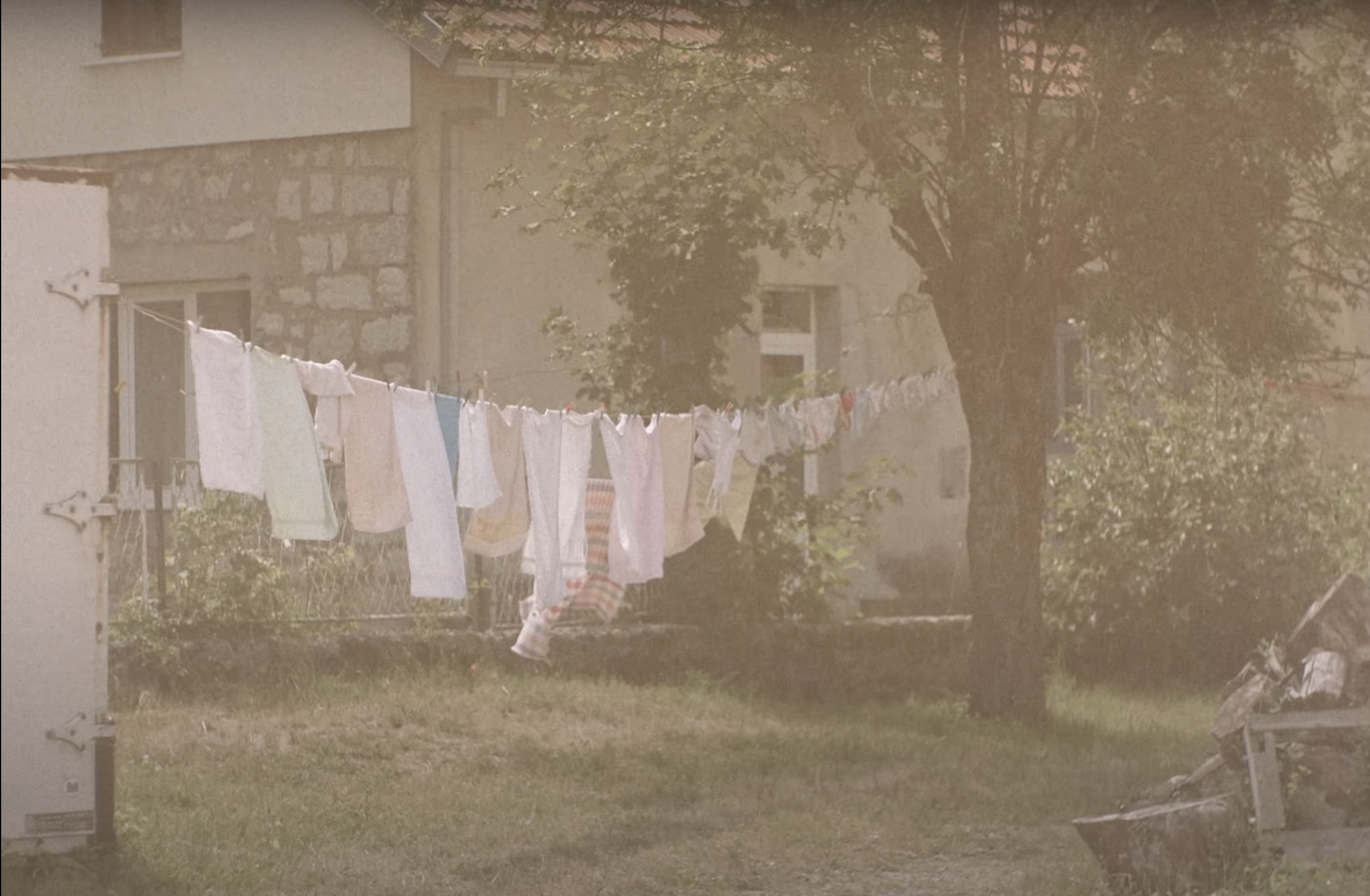 Zašto mama vazda plače - still 2