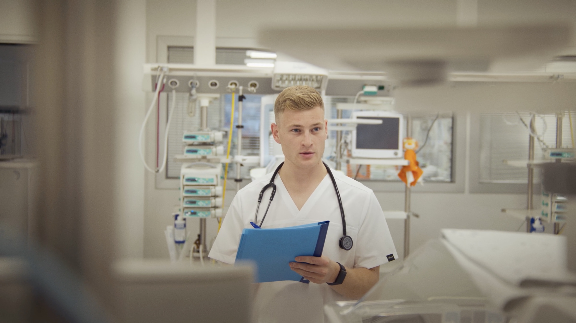 Faculty of Medicine - Long Promo - still 1
